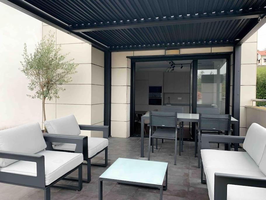 Apartmán Atico Con Esplendida Terraza Comillas Exteriér fotografie