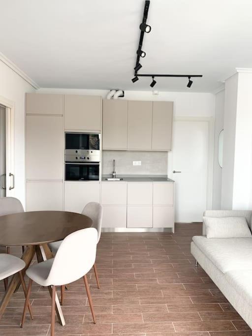Apartmán Atico Con Esplendida Terraza Comillas Exteriér fotografie